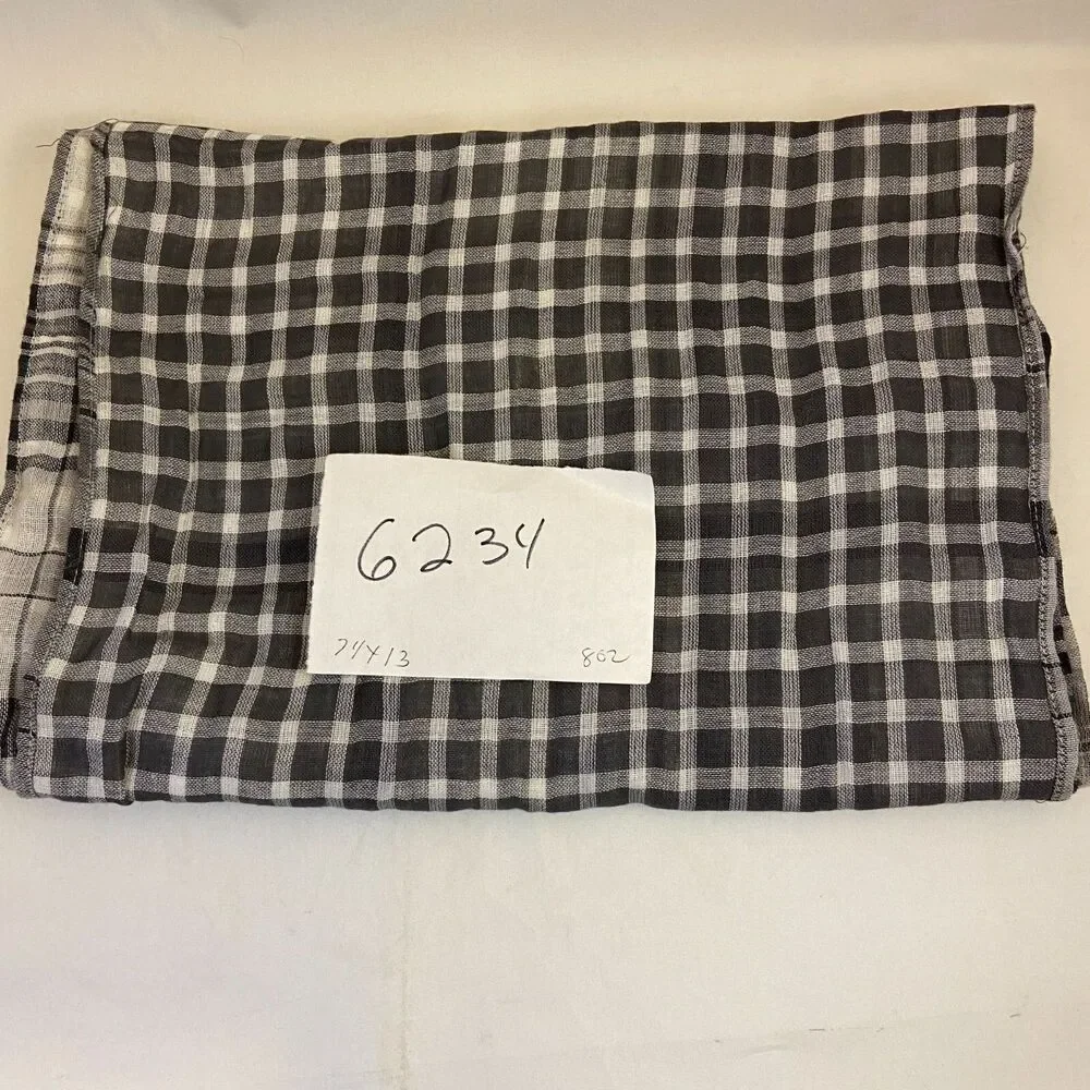 #6234 Black white and gray scarf lighweight 13x71 inches